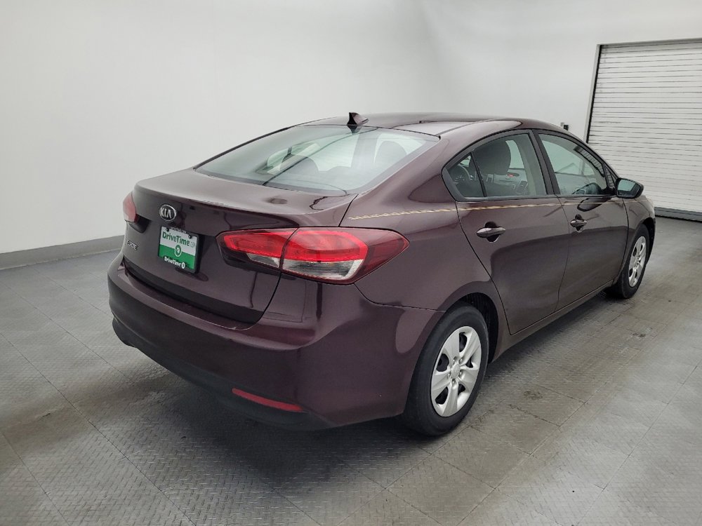 Used 2017 Kia Forte LX image 9