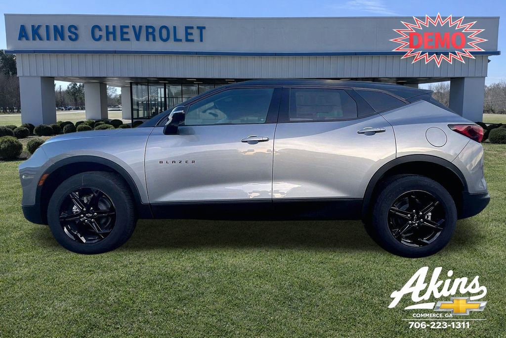 New 2026 Chevrolet Blazer LT w/ Sound & Technology Package FWD image 20