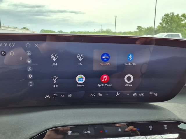 Used 2025 Buick Enclave Preferred AWD/4WD image 75