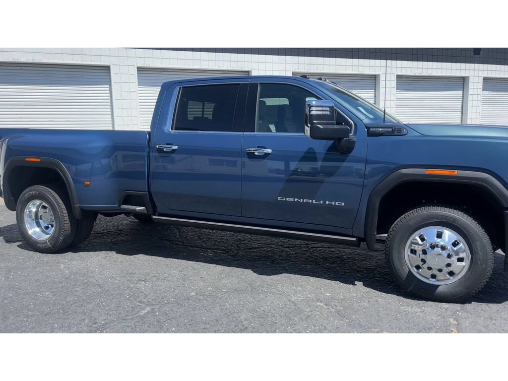 New 2026 GMC Sierra 3500 Denali Ultimate AWD/4WD image 4