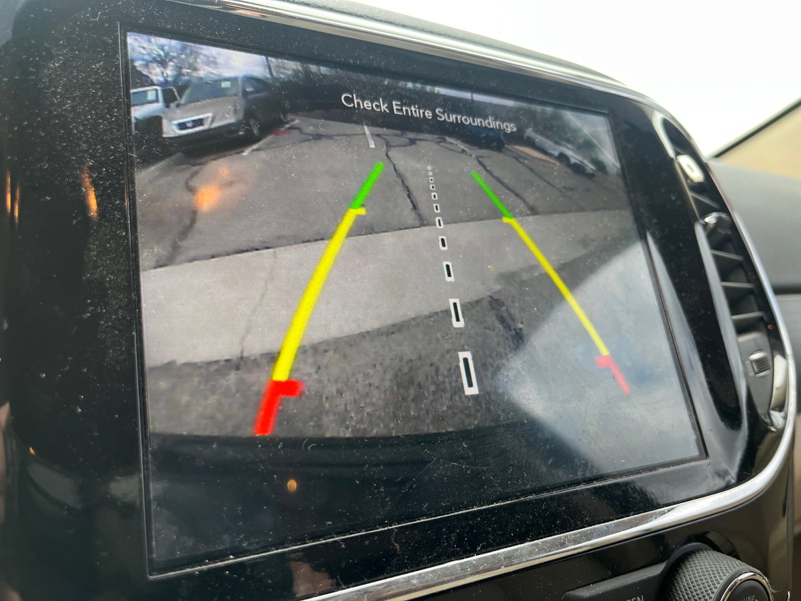 Certified 2022 Jeep Grand Cherokee Laredo E image 29