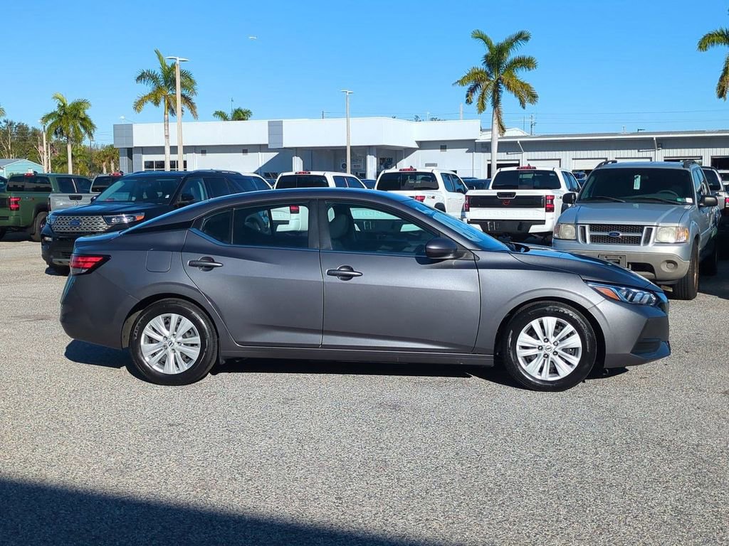 Certified 2023 Nissan Sentra S image 4