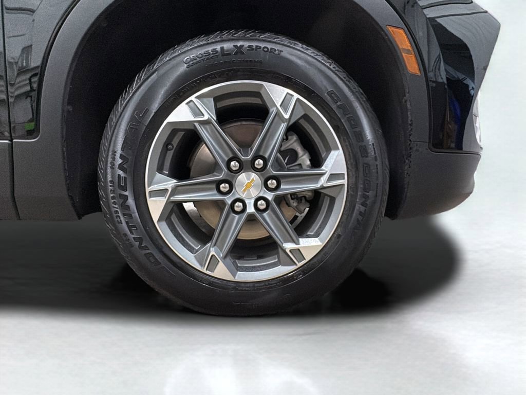 Used 2025 Chevrolet Blazer LT image 19