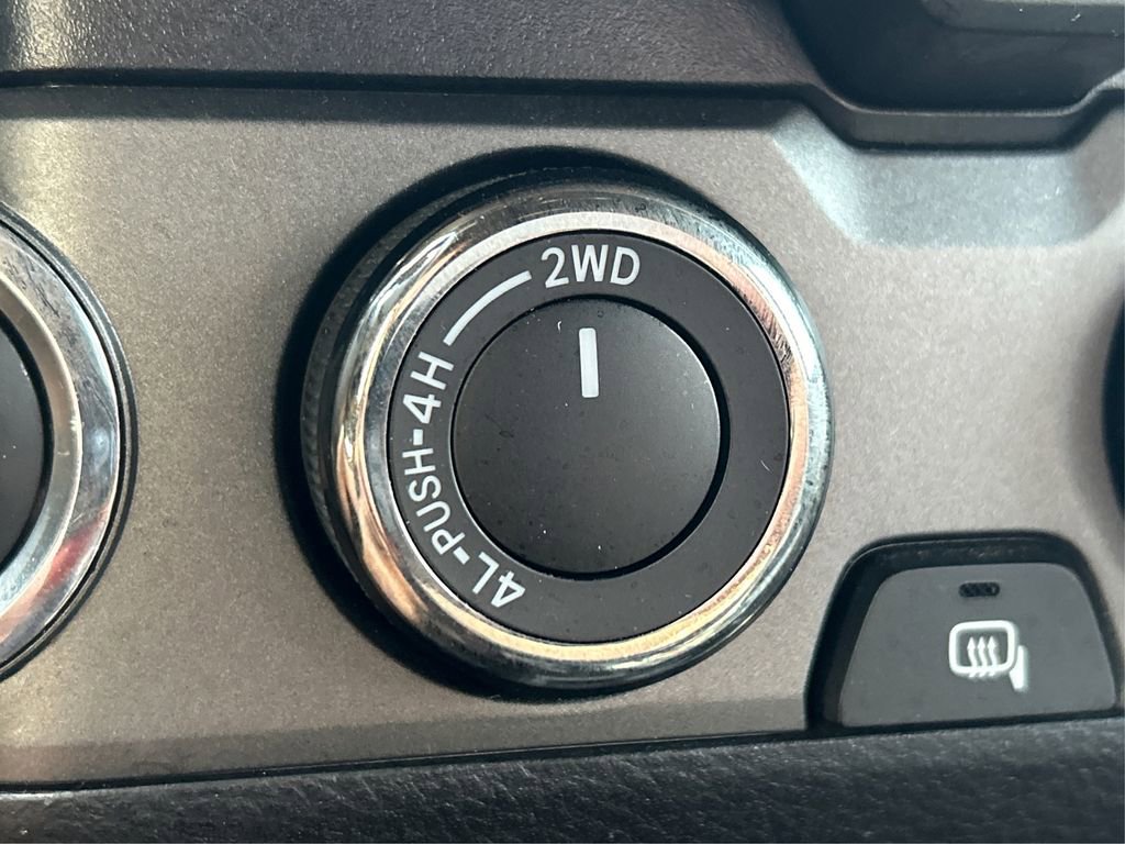 Used 2022 Toyota Tacoma 4x4 Double Cab image 34