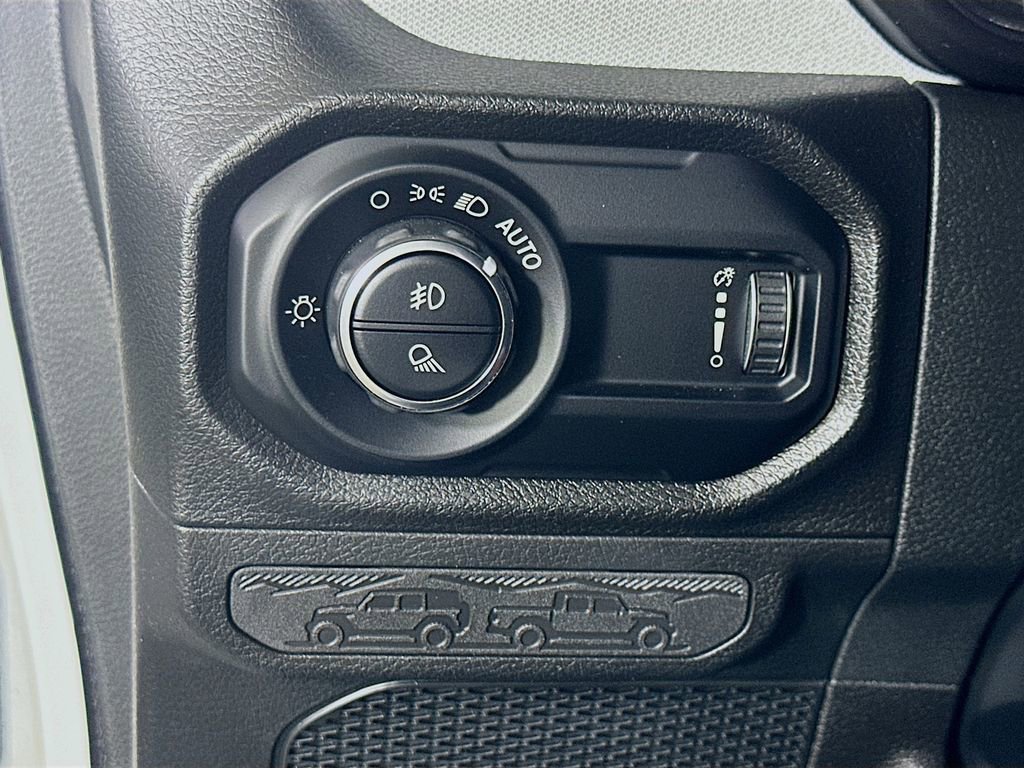 Used 2024 Jeep Gladiator Sport image 21