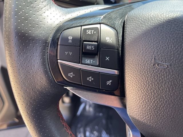 Used 2025 Ford Explorer ST-Line w/ ST-Line Street Pack AWD/4WD image 17