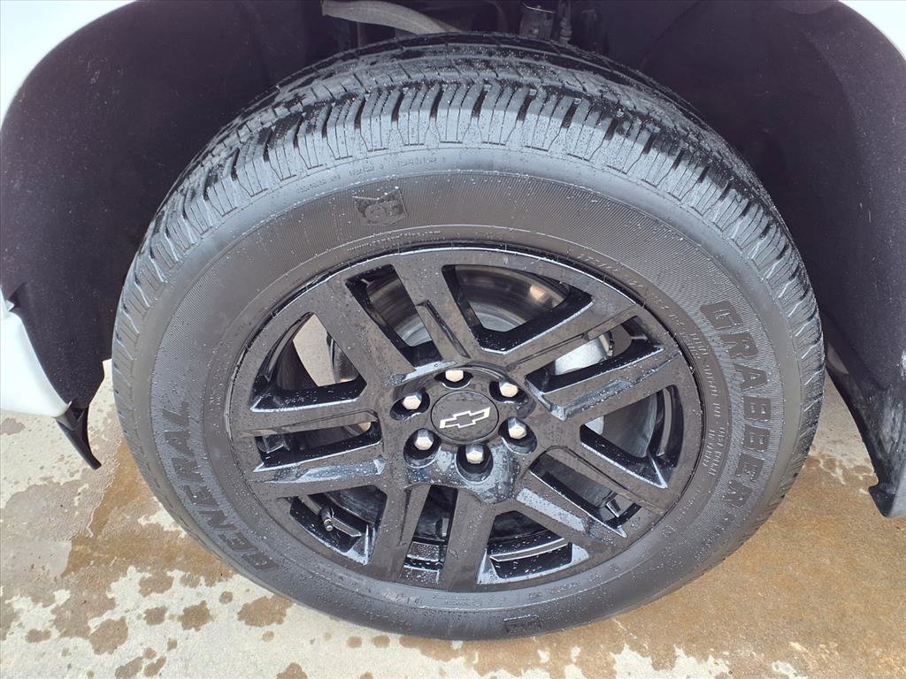 Used 2022 Chevrolet Silverado 1500 Custom w/ LPO, Dark Essentials Package image 22