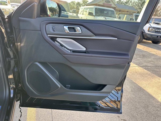 New 2026 Ford Explorer Platinum RWD image 14
