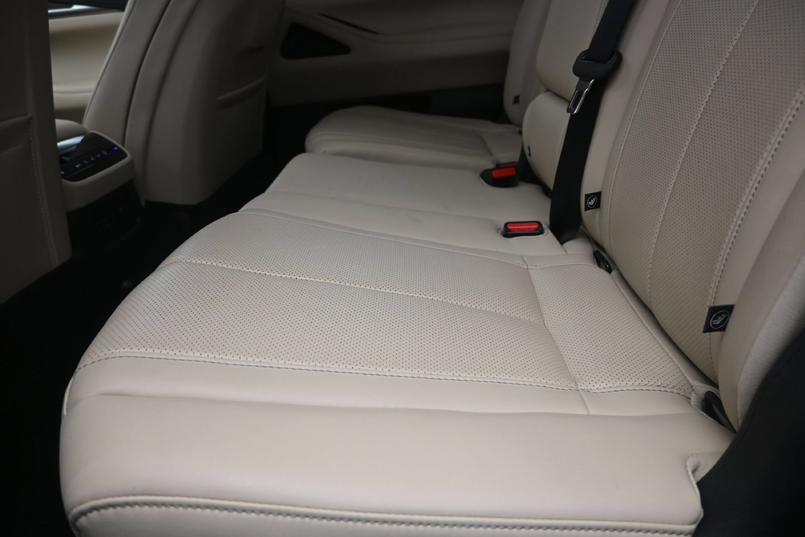 Used 2024 INFINITI QX60 Luxe FWD image 16
