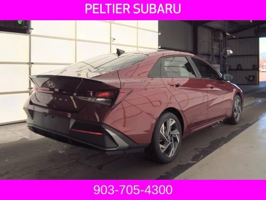 Used 2025 Hyundai Elantra Sport FWD image 5