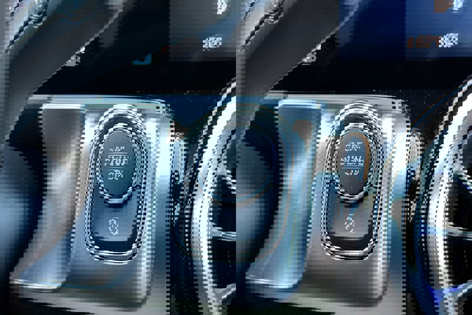 New 2025 Mercedes-Benz GLB 250 image 21