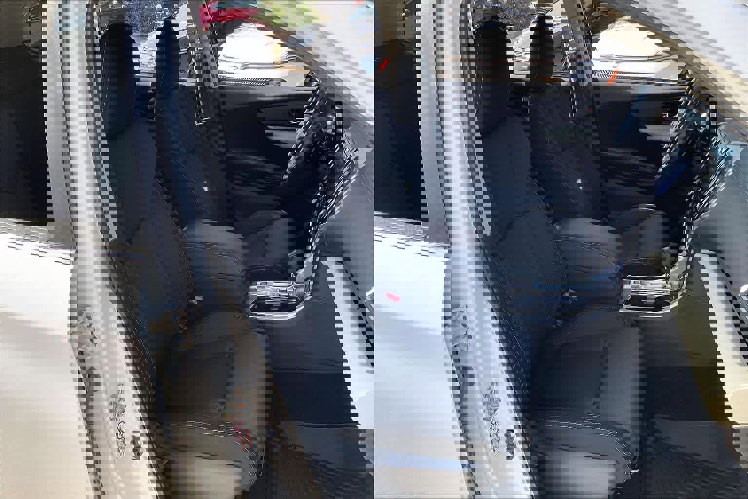 Used 2019 Subaru Ascent Premium w/ Popular Package #4 image 9