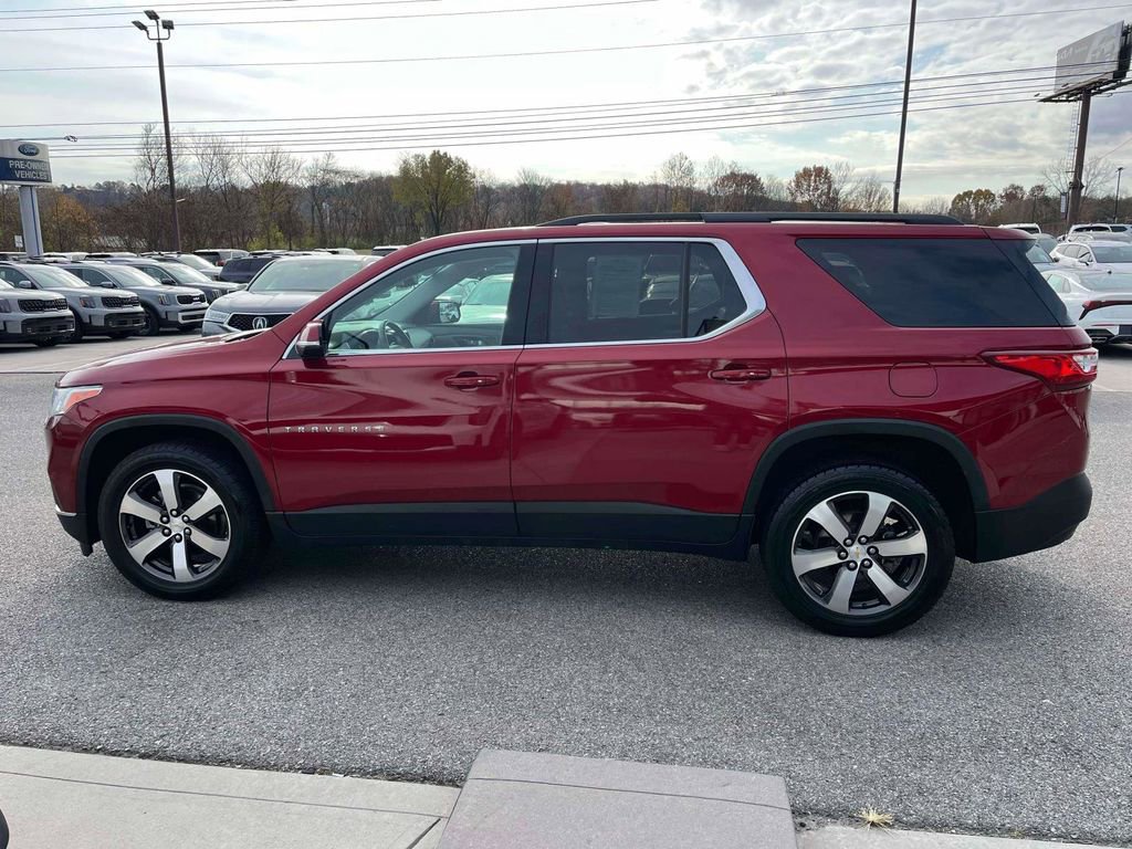 Used 2019 Chevrolet Traverse LT w/ LT Premium Package image 32