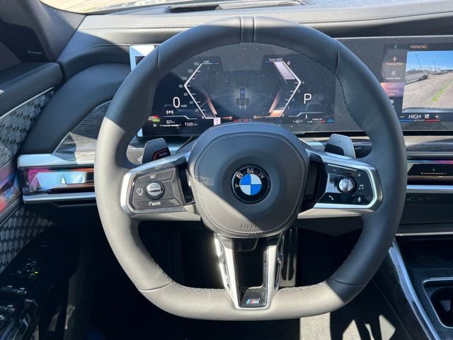 New 2026 BMW 760i xDrive w/ Premium Package image 18