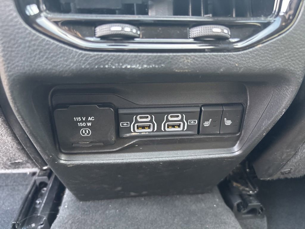 Used 2023 Jeep Grand Cherokee 4WD 4xe image 23