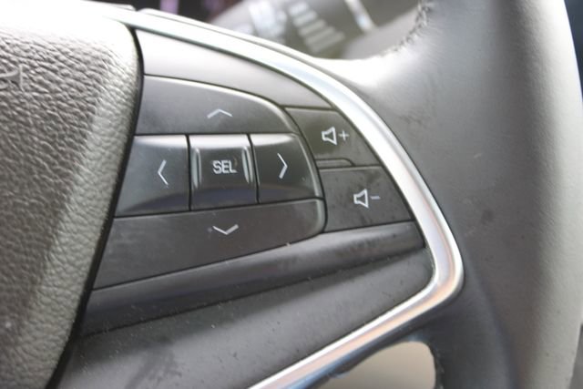 Used 2017 Cadillac XT5 FWD image 23