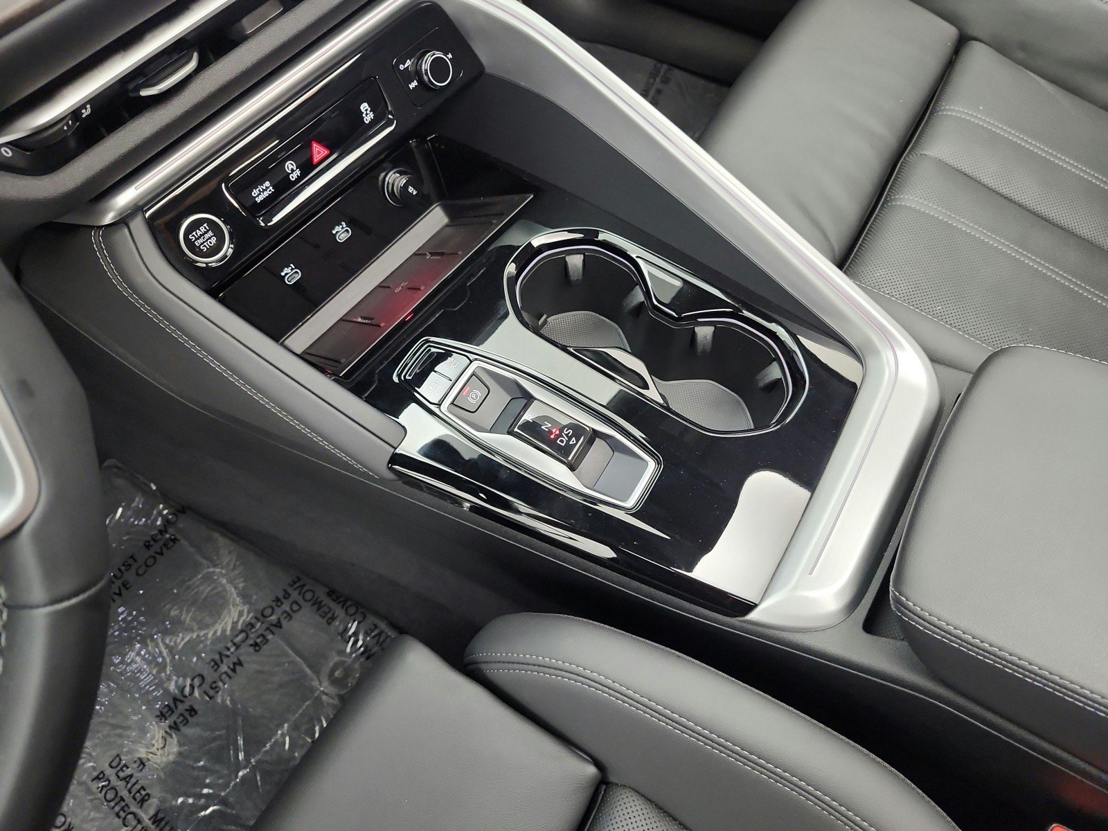 Used 2025 Audi Q5 Premium Plus w/ Premium Plus AWD/4WD image 11
