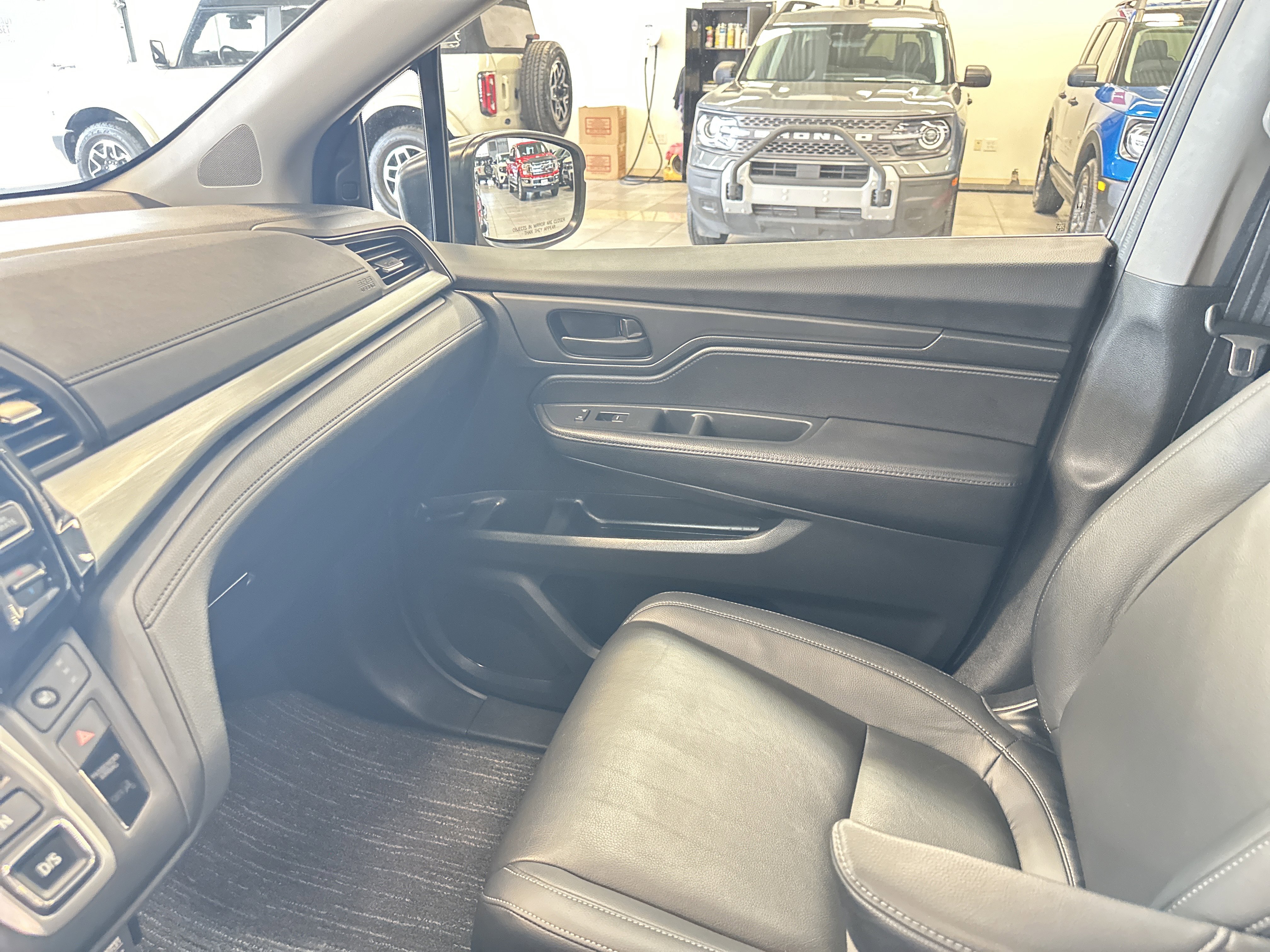 Used 2023 Honda Odyssey EX-L image 26