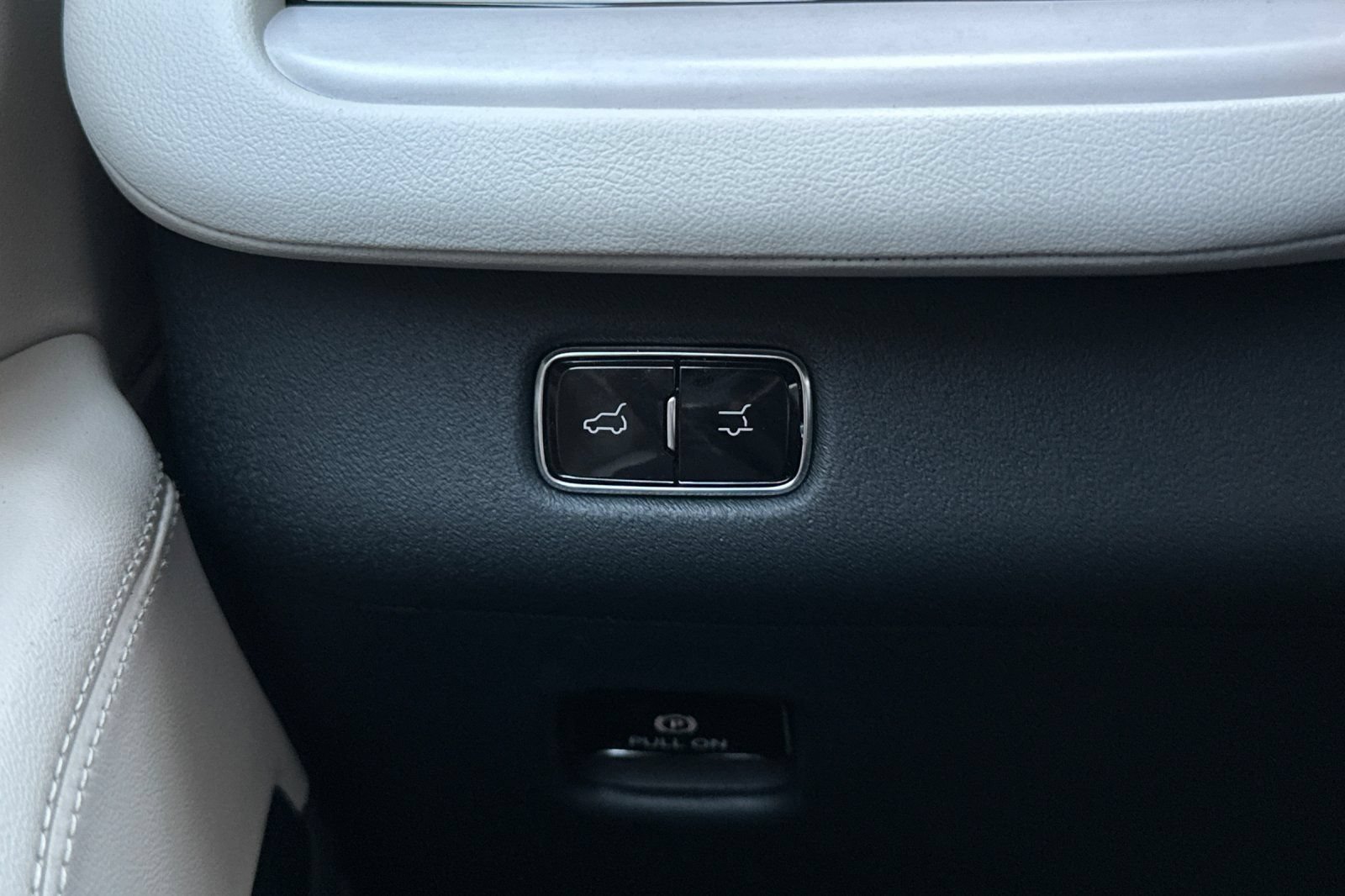 New 2026 Lincoln Navigator L Reserve AWD/4WD image 28