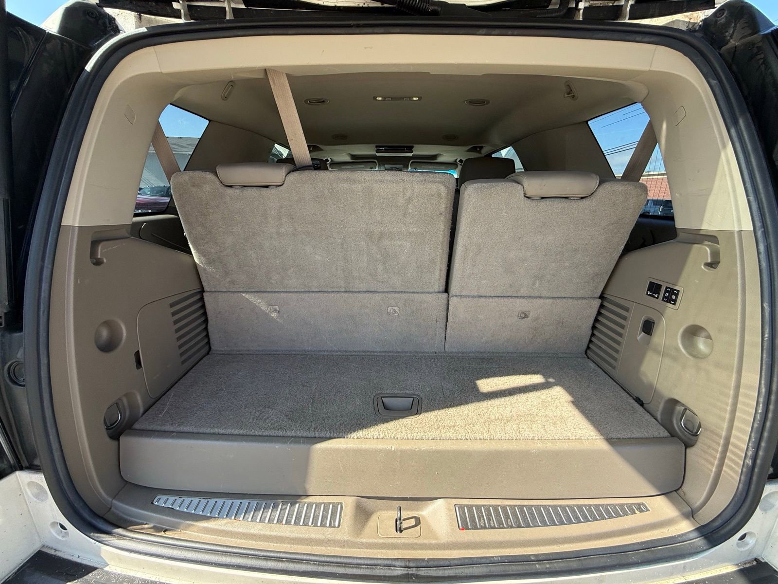 Used 2015 GMC Yukon SLT w/ Open Road Package image 30