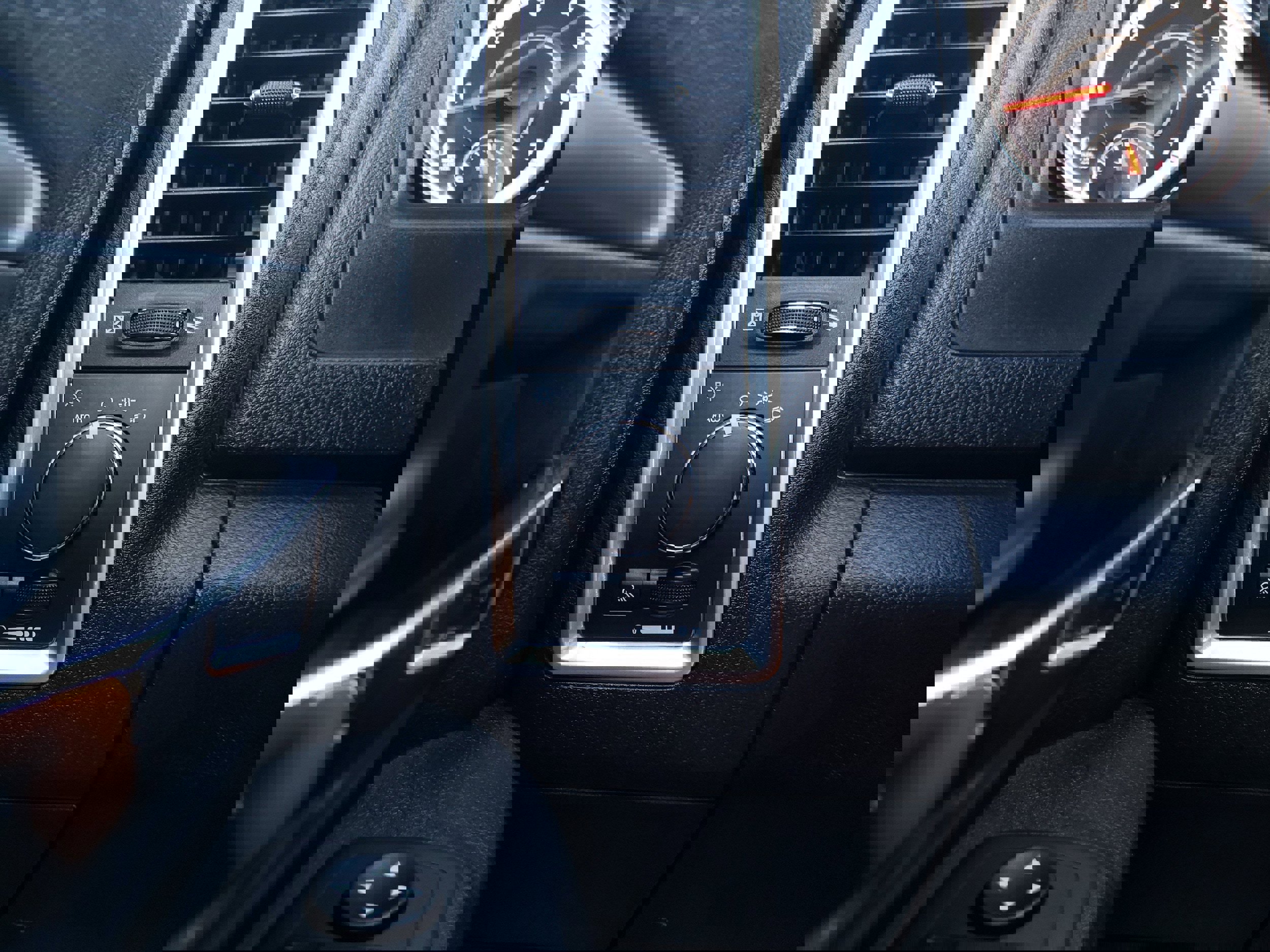 Used 2024 RAM 1500 Classic Warlock image 35