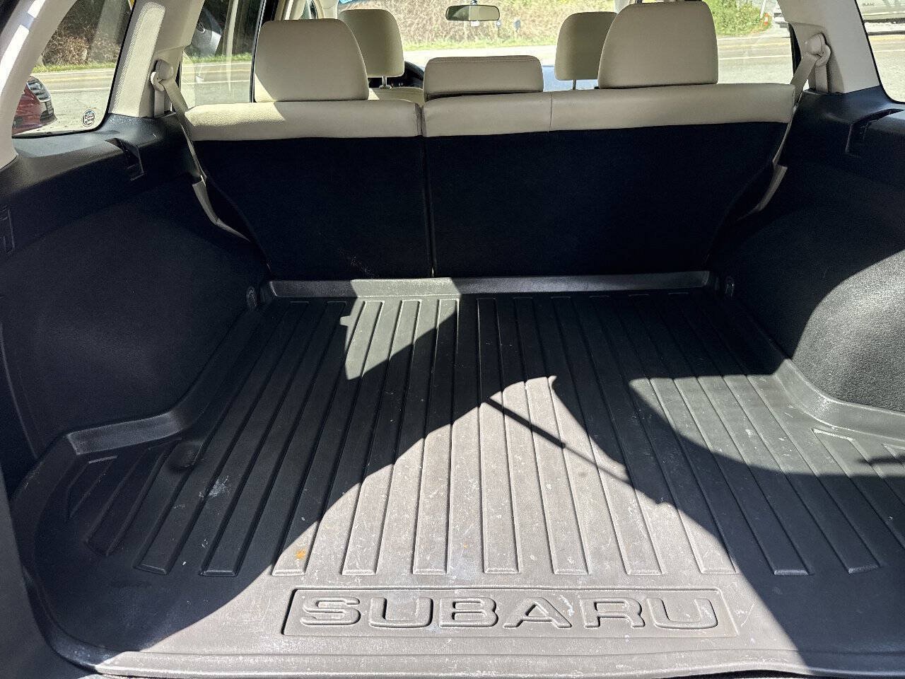 Used 2012 Subaru Outback 3.6R Limited w/ Popular Pkg 2 AWD/4WD image 14