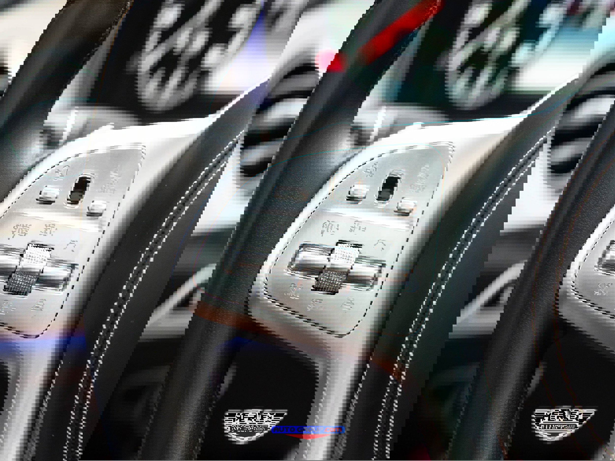 Used 2018 Mercedes-Benz S 560 Sedan image 24