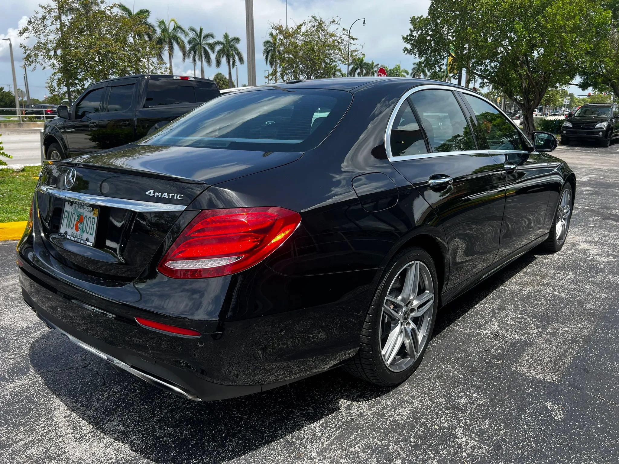 Used 2019 Mercedes-Benz E 450 4MATIC Sedan w/ Premium Package image 5