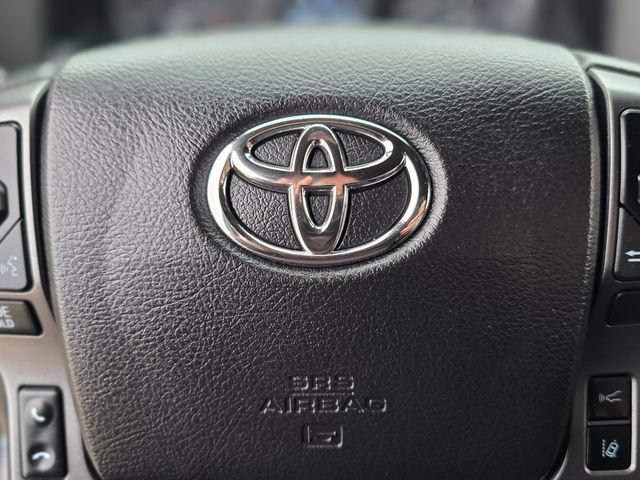 Used 2021 Toyota Tacoma TRD Sport w/ Technology Package AWD/4WD image 25