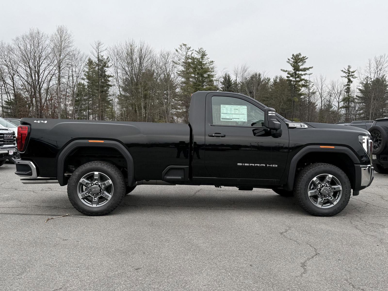New 2026 GMC Sierra 2500 SLE w/ SLE Convenience Package image 3