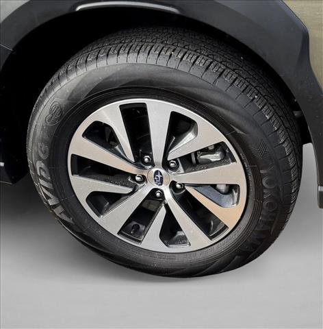 Used 2025 Subaru Outback Premium w/ Popular Package #1A image 9