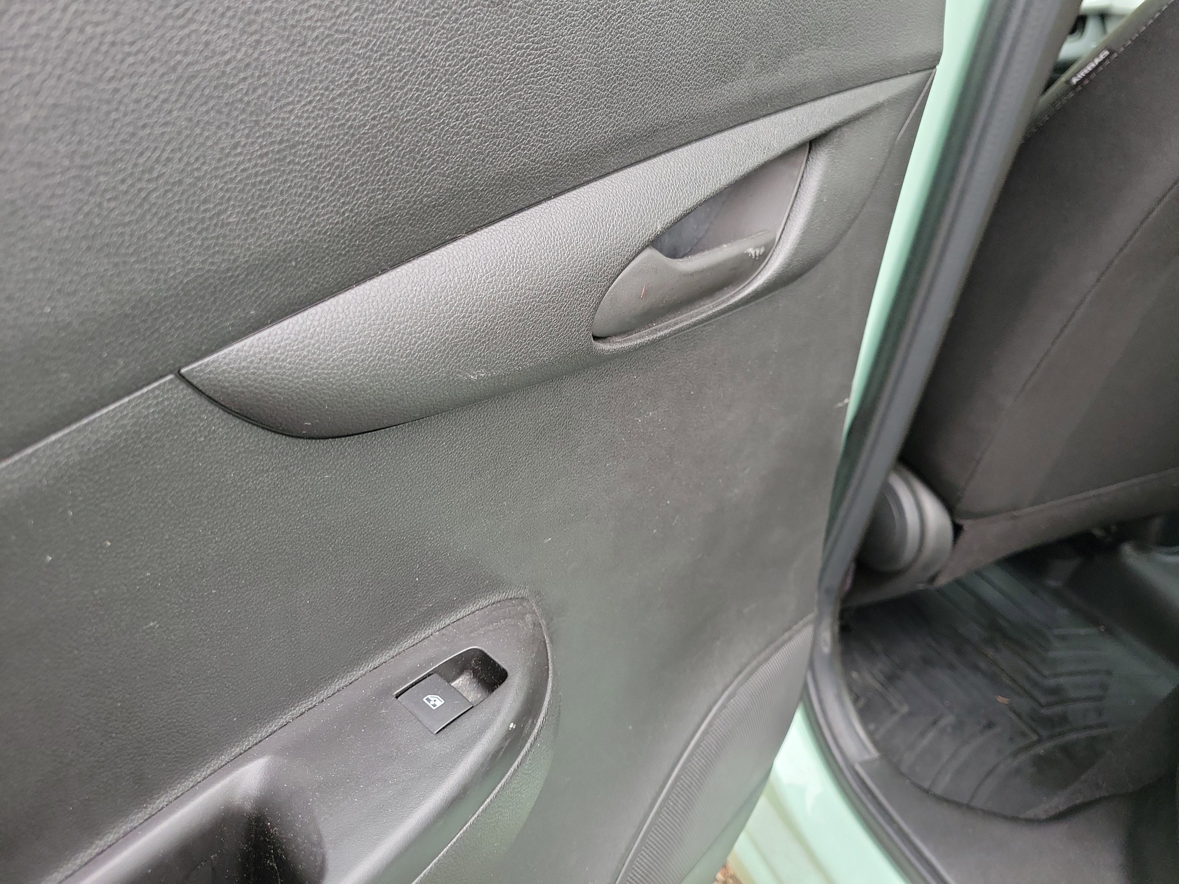 Used 2017 Chevrolet Spark LT image 13