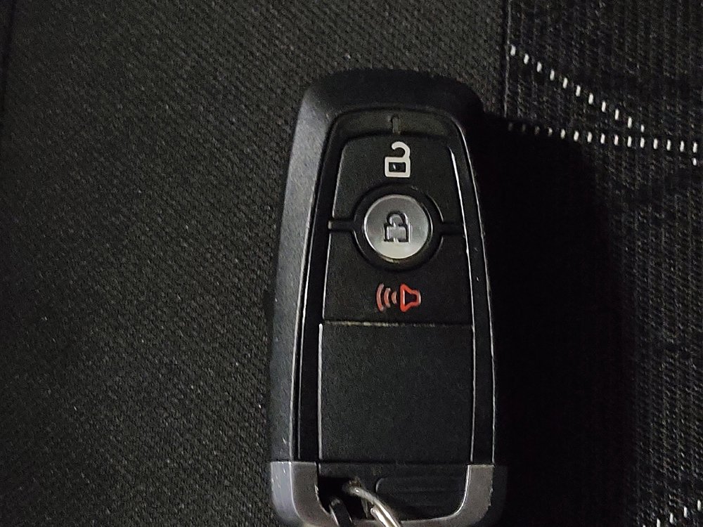 Used 2018 Ford EcoSport SE image 32