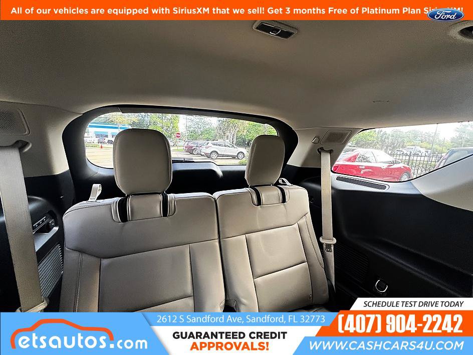 Used 2021 Ford Explorer Limited w/ Equipment Group 301A AWD/4WD image 15