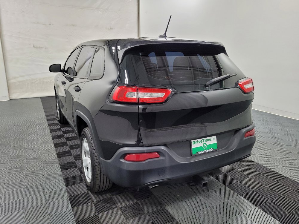 Used 2015 Jeep Cherokee Sport FWD image 5