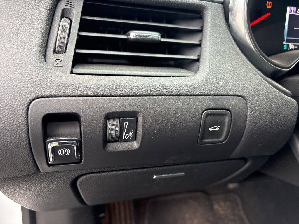 Used 2020 Chevrolet Impala LT image 12