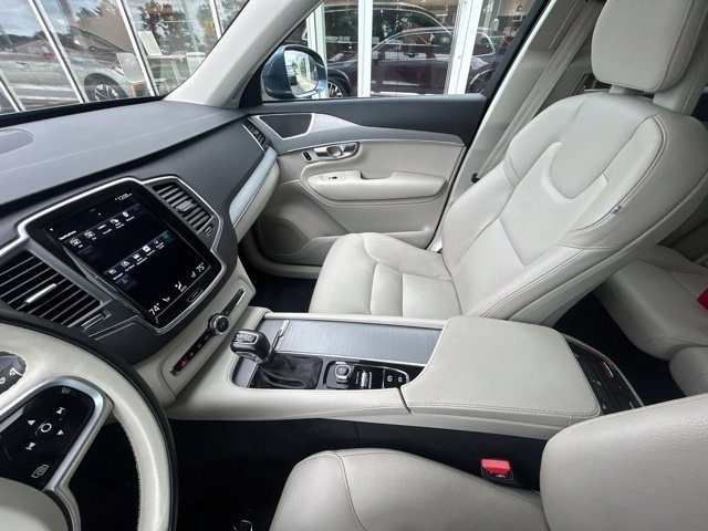 Used 2021 Volvo XC90 T5 Momentum w/ Climate Package AWD/4WD image 20