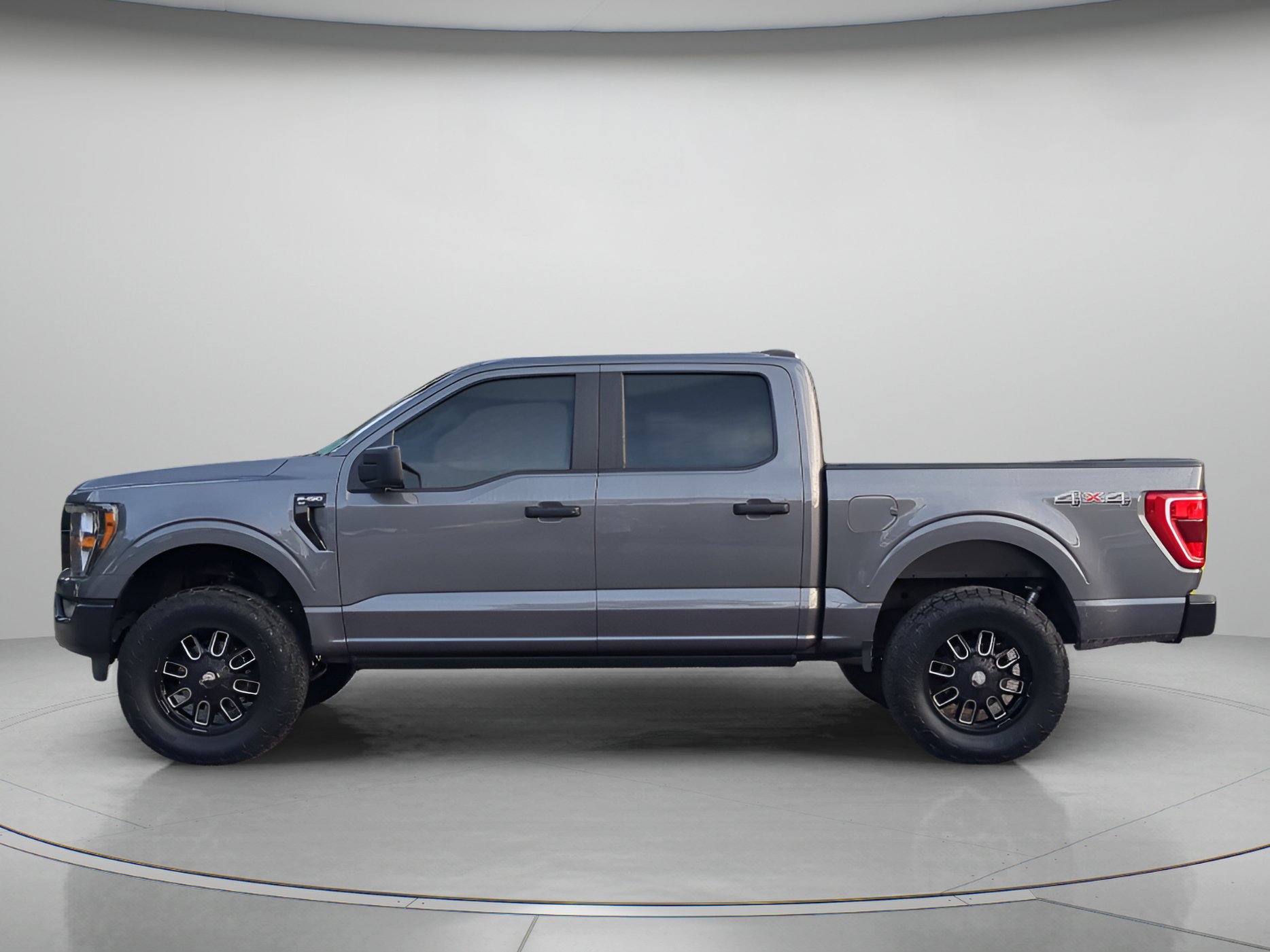 Used 2023 Ford F150 XLT w/ Bed Utility Package AWD/4WD image 43