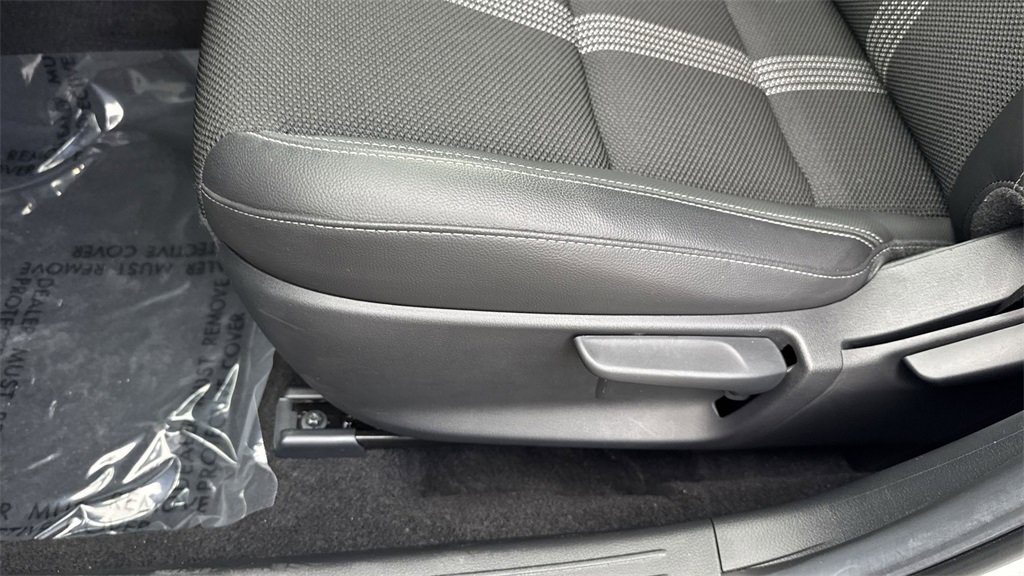 Certified 2025 MAZDA CX-50 AWD 2.5 S w/ Select Package image 42