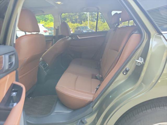 Used 2019 Subaru Outback 3.6R Touring AWD/4WD image 6