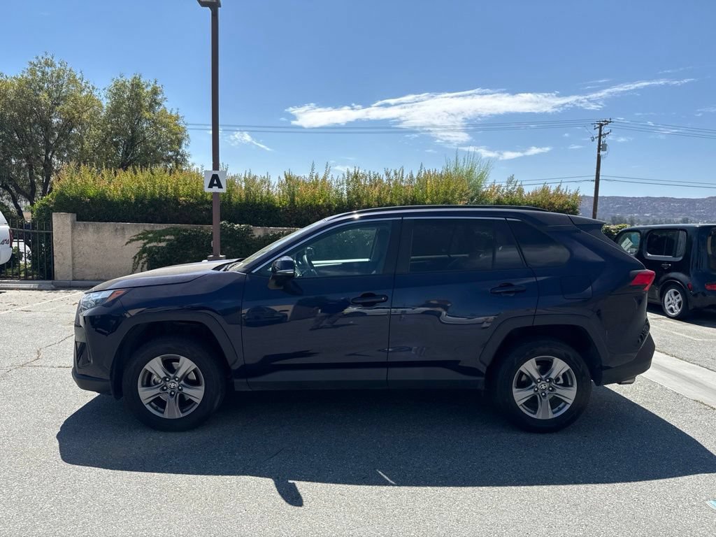 Used 2024 Toyota RAV4 XLE AWD/4WD image 5