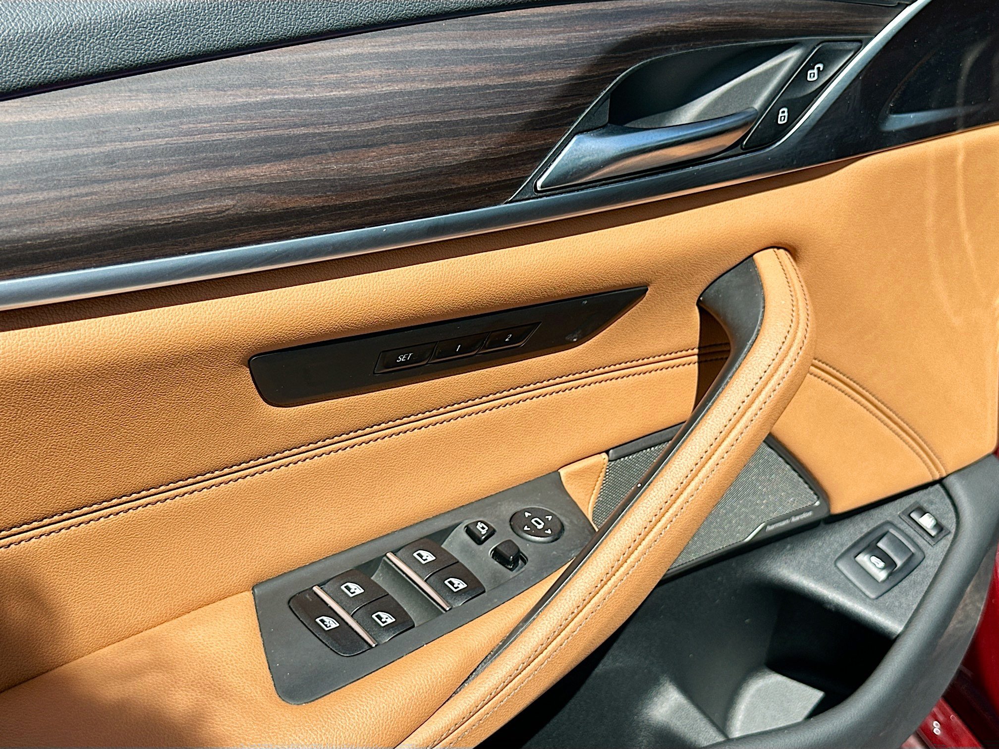 Certified 2023 BMW 530e w/ Premium Package RWD image 18
