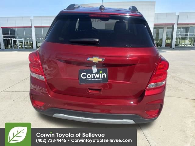 Used 2021 Chevrolet Trax LT w/ Driver Confidence Package image 4