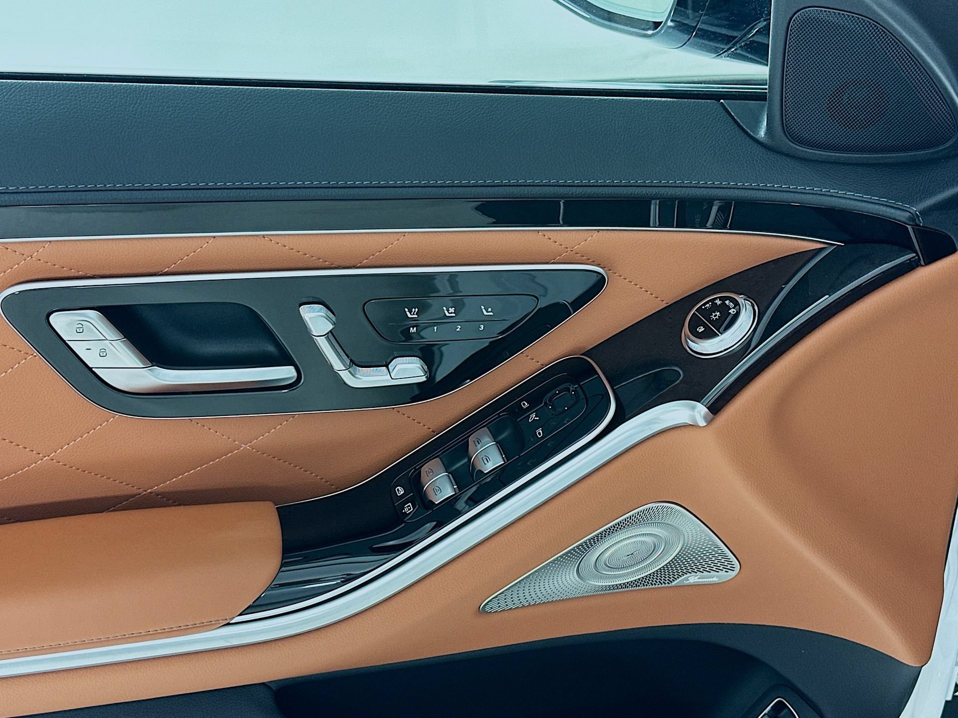 New 2026 Mercedes-Benz S 580 4MATIC Sedan image 19