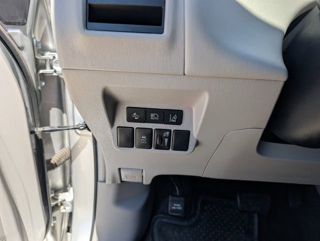 Used 2015 Toyota Prius V Five w/ Advanced Technology Package FWD image 11