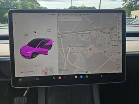 Used 2023 Tesla Model Y Long Range AWD/4WD image 10