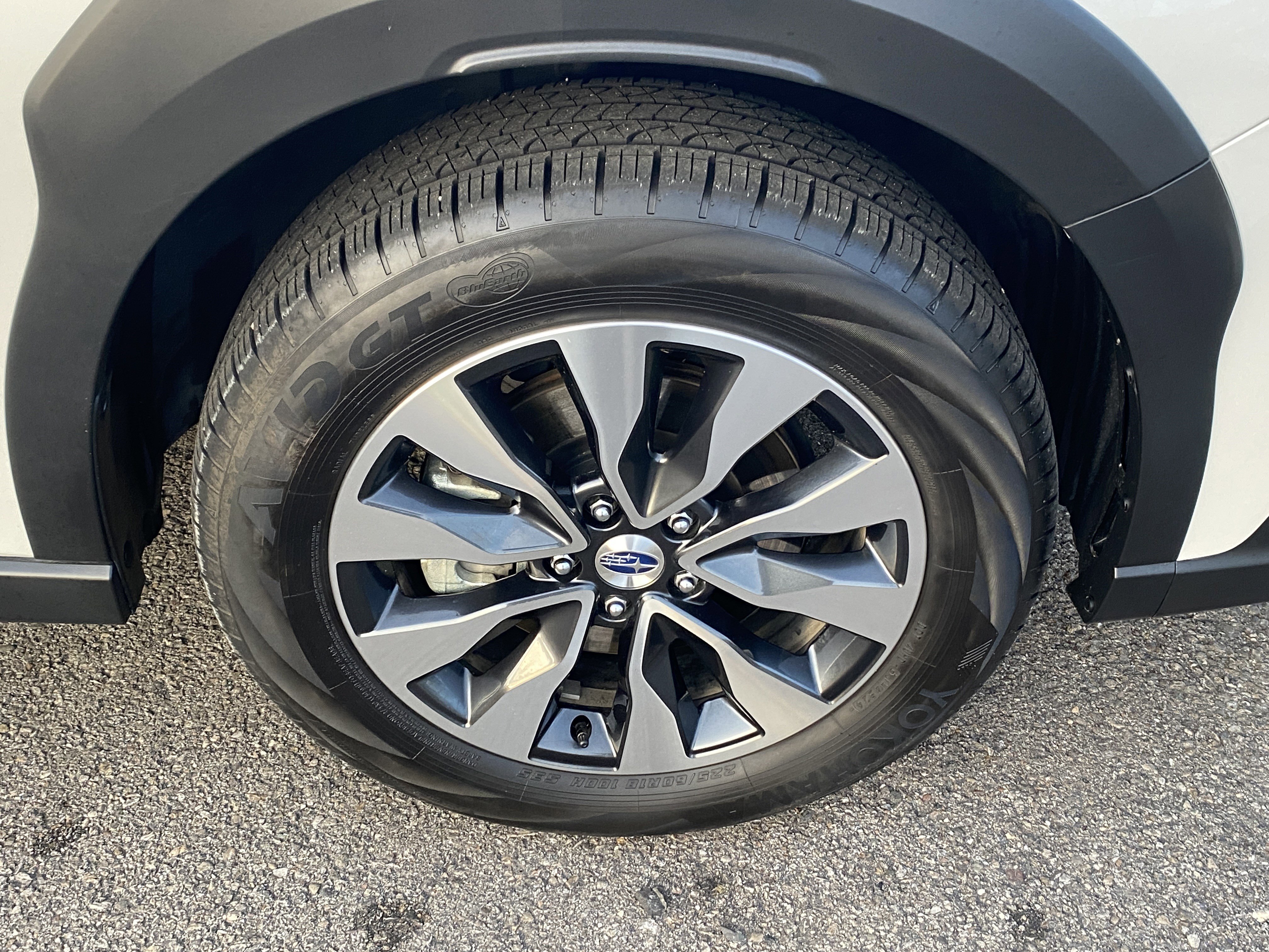 Used 2025 Subaru Outback Limited image 26