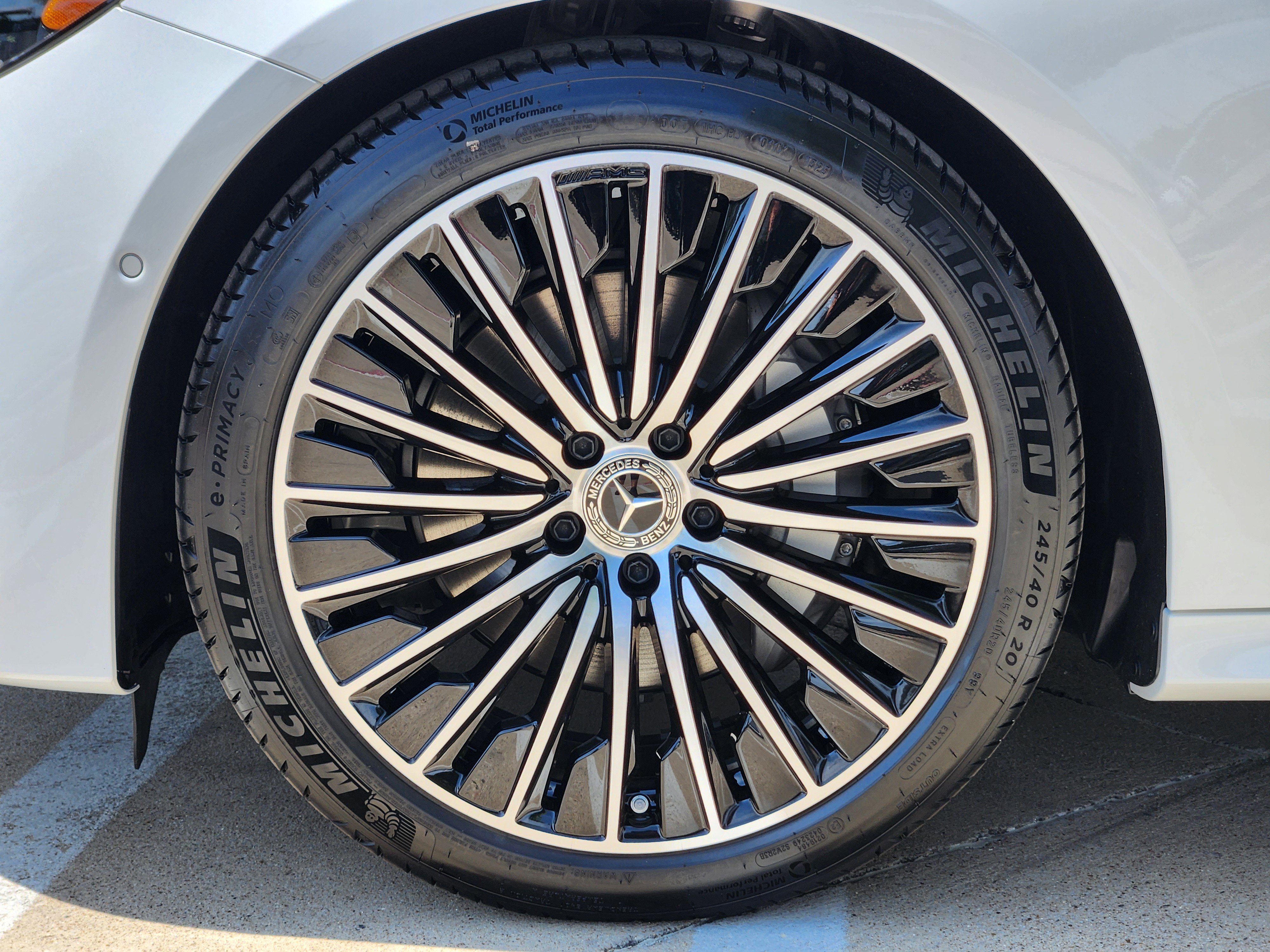 New 2026 Mercedes-Benz E 350 4MATIC Sedan image 12