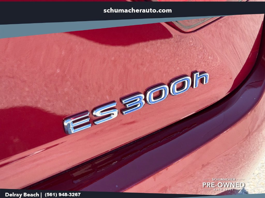 Used 2014 Lexus ES 300h w/ Premium Package w/Bamboo Trim FWD image 14