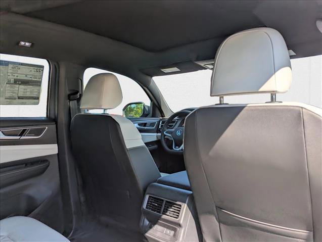 New 2026 Volkswagen Atlas Cross Sport SEL Premium R-Line image 29